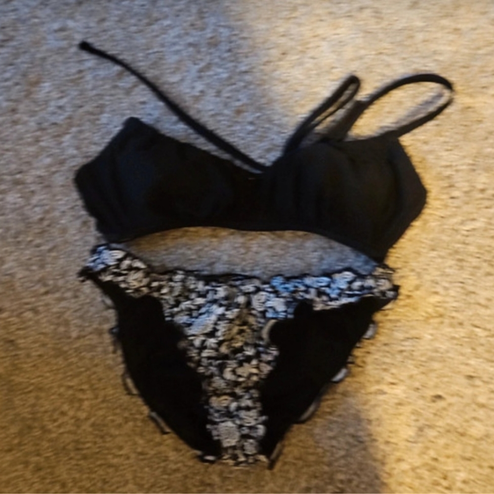 Girls two piece bikini